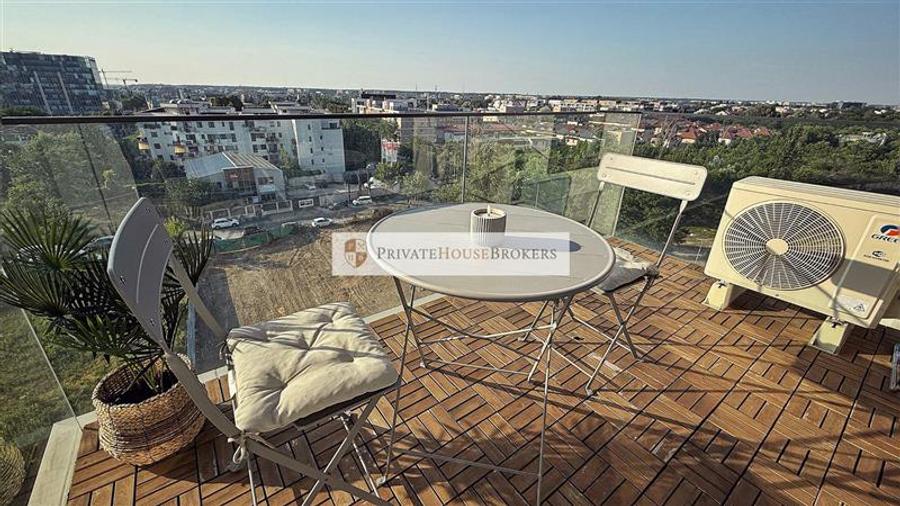 Apartament cu 2 camere semidecomandat, mobilat în Băneasa