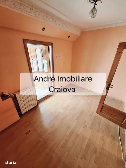 Apartament cu 2 camere decomandat în Craiovița Nouă