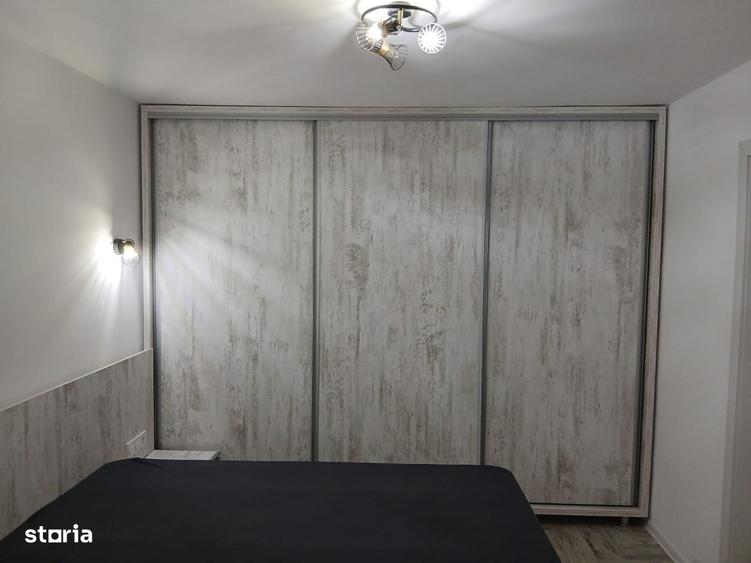 Apartament cu 3 camere semidecomandat în Trivale