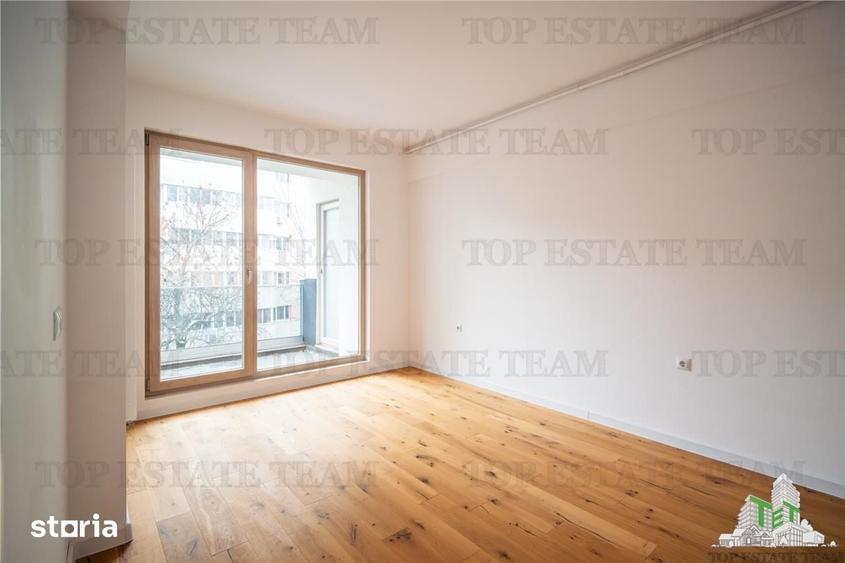 Apartament cu 4 camere în Pantelimon