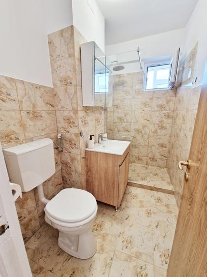 Apartament cu 2 camere semidecomandat, mobilat în Timișoara