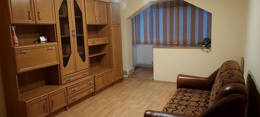 Apartament cu 2 camere decomandat în Băceni