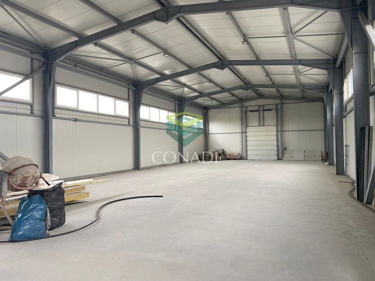 Spațiu industrial, de 3,241 mp, în Est