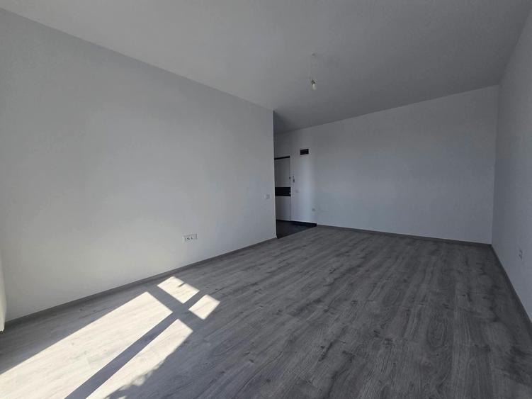 Apartament cu 2 camere decomandat în Dobroești