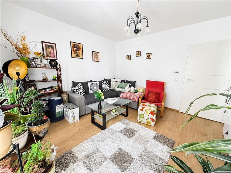 Apartament cu 2 camere decomandat, mobilat în Șelimbăr