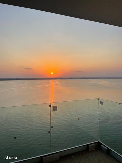 Studio Mamaia central cu vedere la lac - 3