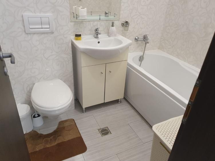 Apartament cu 2 camere semidecomandat în Galata