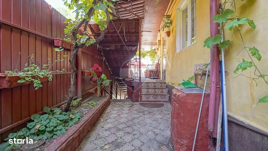 Casă cu 3 camere în Central