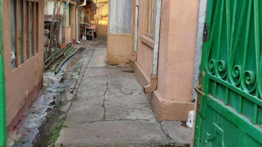 Casă individuală cu 3 camere cu Teren 390 Mp în Central