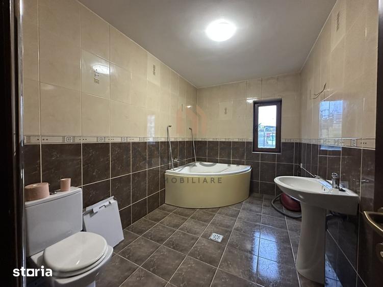 Apartament cu 3 camere decomandate si 3 terase in zona Andrei Muresanu - 11