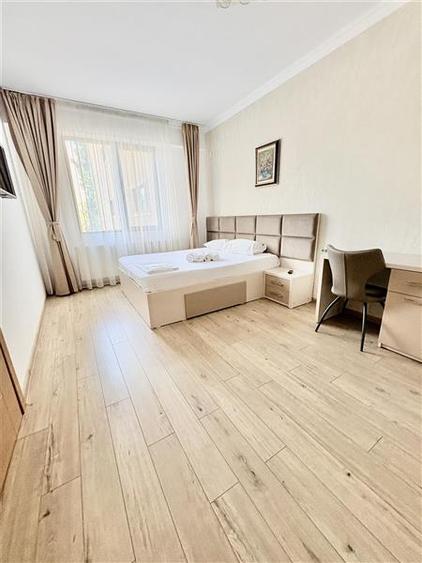 Apartament cu 2 camere decomandat, mobilat în Central