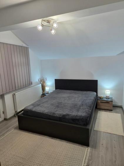Apartament cu 3 camere decomandat în Chișoda