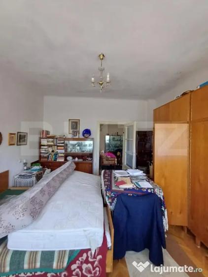 Casă cu 3 camere cu Teren 1682 Mp în Turda