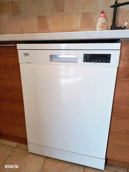 Apartament cu 3 camere, mobilat în Străulești