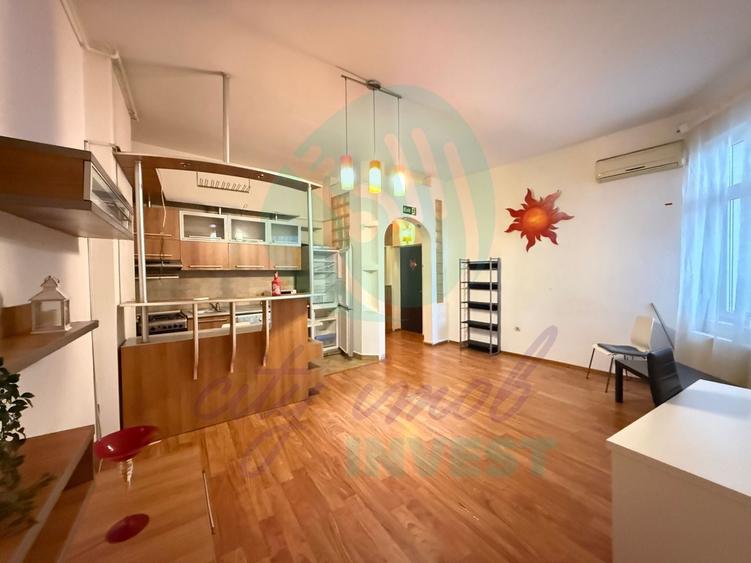 Apartament cu 2 camere semidecomandat, mobilat în Moșilor
