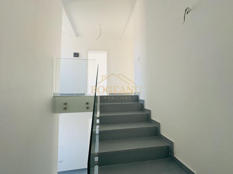 Duplex cu 4 camere cu Canalizare în Chișoda