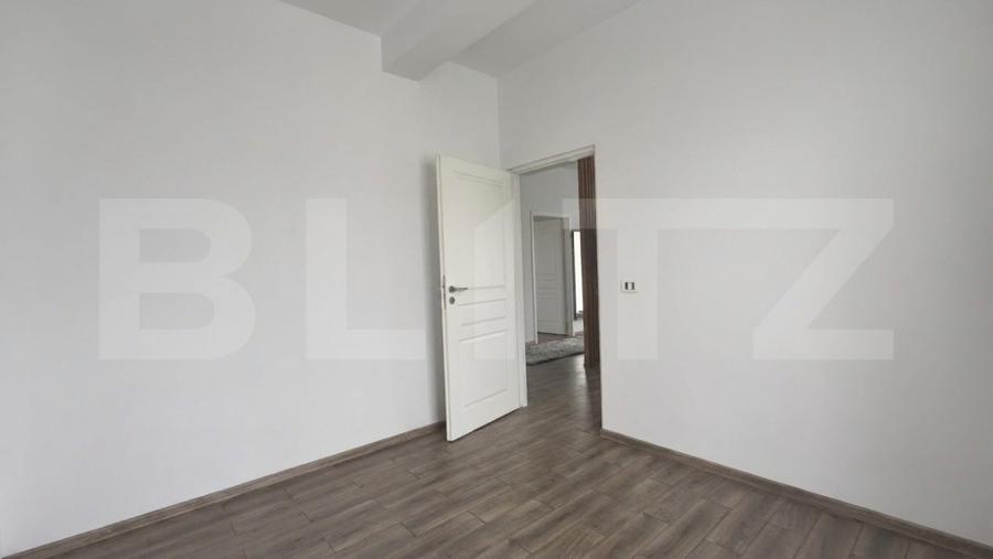 Casă individuală cu 6 camere cu Teren 295 Mp în Valea Lupului