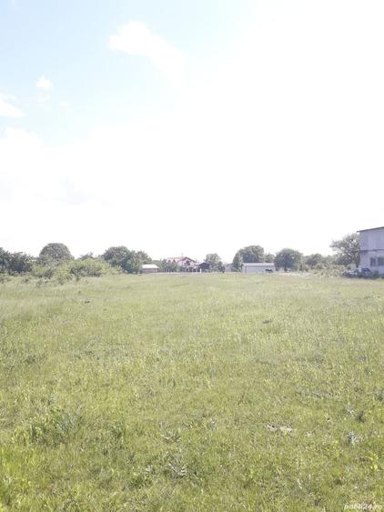 Teren de 2557 mp, în Iazu