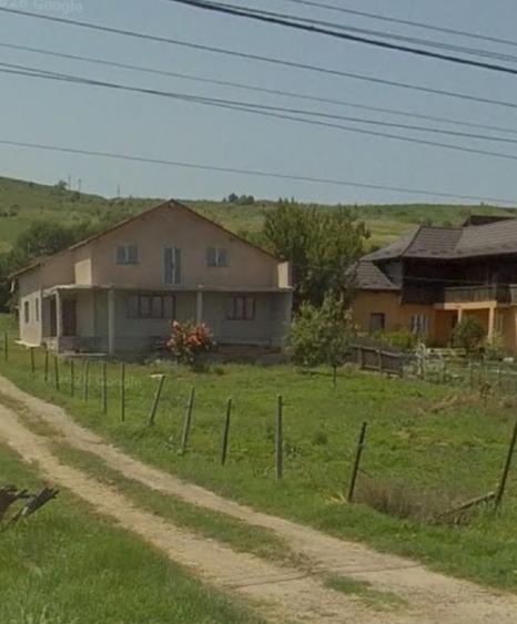 Casă individuală cu 5 camere cu Teren 1700 Mp în Stănilești