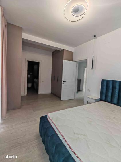 Casă cu 5 camere cu Teren 350 Mp în Bradu