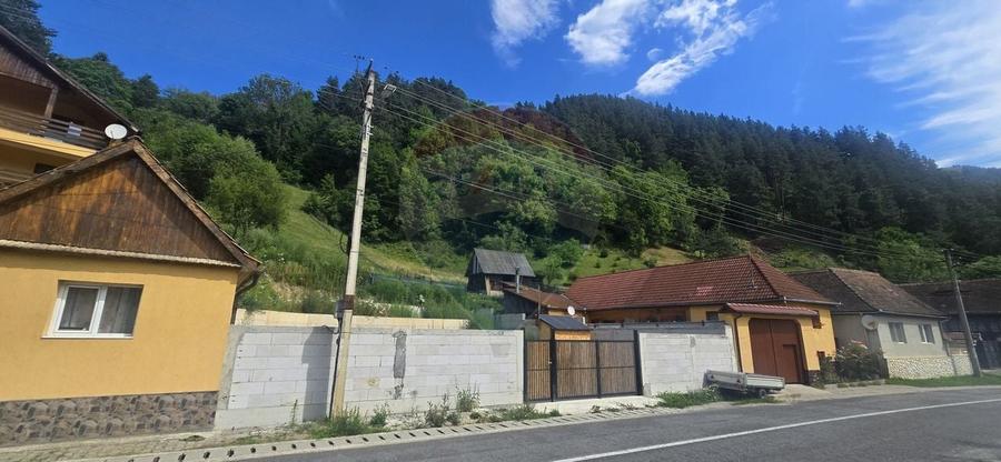 Teren Construcții intravilan de 1260 mp, în Râu Sadului