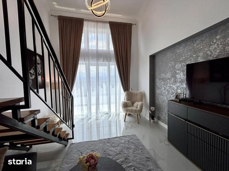 Apartament cu 5 camere în Cristian