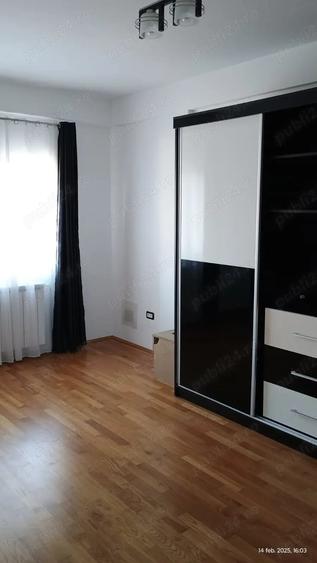 Casă cu 6 camere cu Teren 354 Mp în Dacia