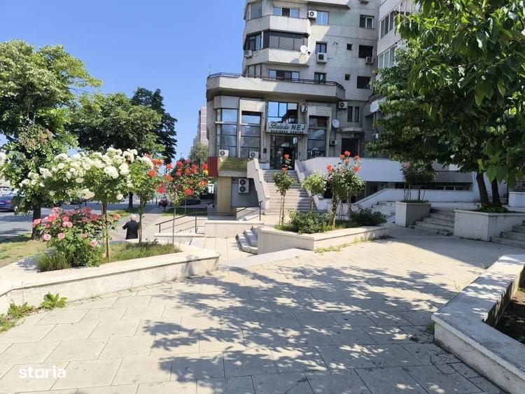 Spațiu comercial, de 53 mp, în Balada