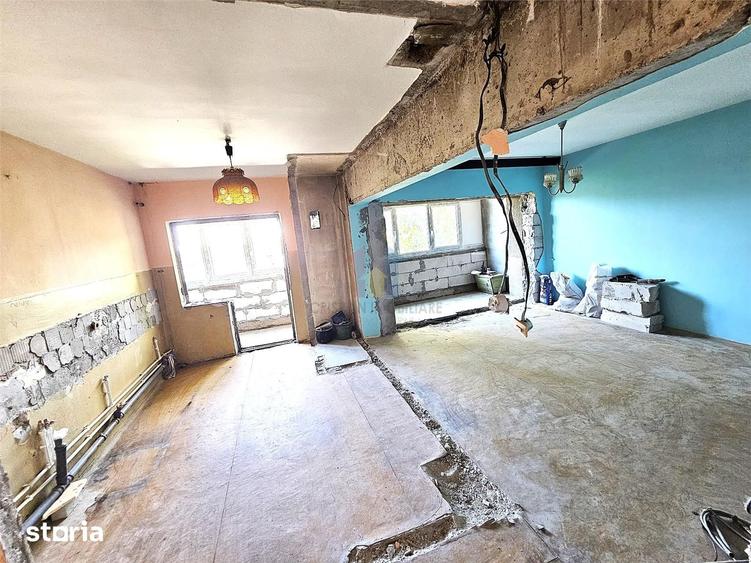Apartament cu 2 camere decomandat în Apollo