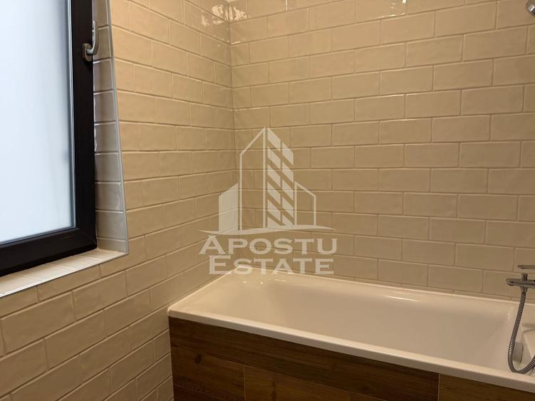 Duplex cu 5 camere cu Canalizare în Mehala