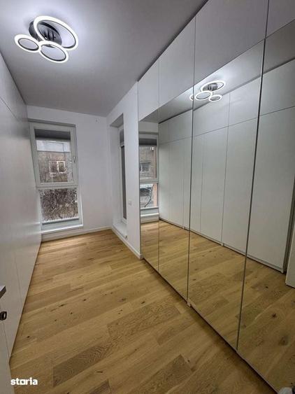 Apartament cu 3 camere în Crângași
