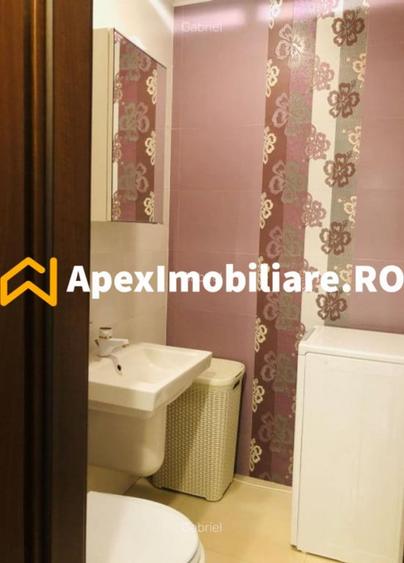 Apartament cu 4 camere semidecomandat în Moșilor