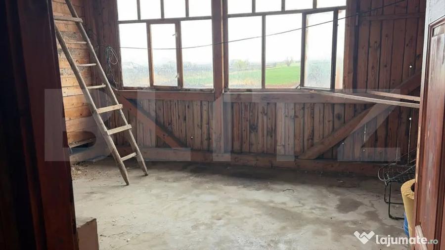 Casă cu 3 camere cu Teren 1762 Mp în Nazna