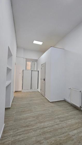 Spațiu comercial, de 58 mp, în Central