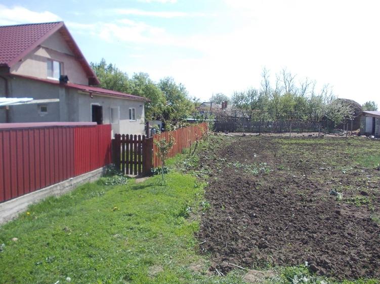 Casă individuală cu 5 camere cu Teren 1500 Mp în Dragalina (Cristinești)