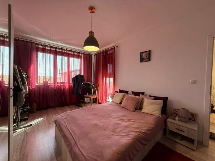 Duplex cu 5 camere, 257mp teren, 127 mp utili - Giroc - 10