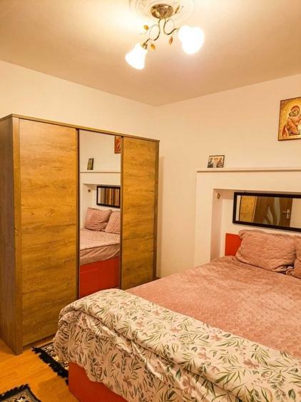 Apartament cu 2 camere semidecomandat în Berceni