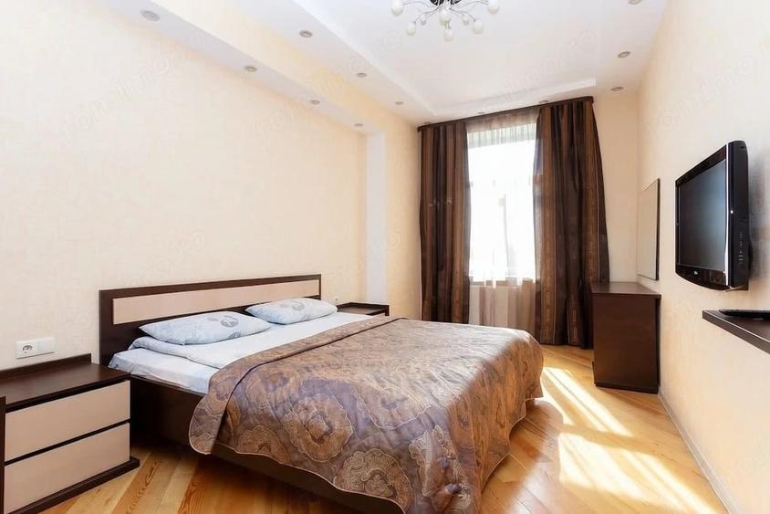 Garsonieră decomandată în Soarelui