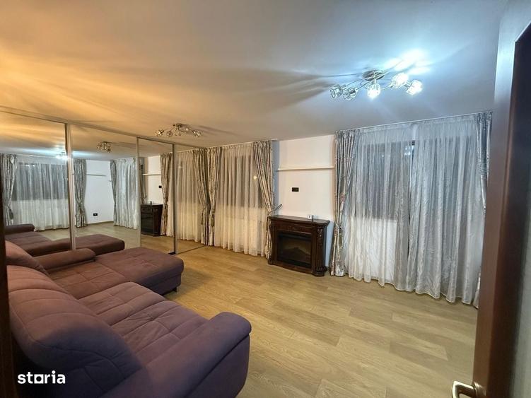 Casă cu 4 camere în Roșu