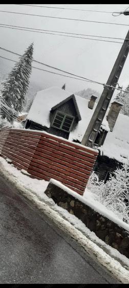 Teren în Lacu Roșu