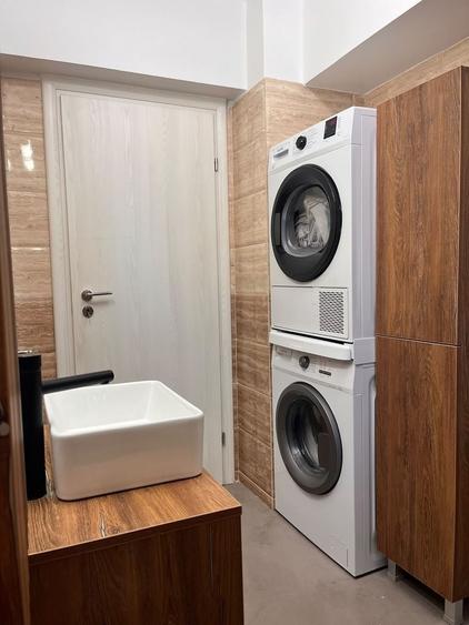 Apartament cu 2 camere decomandat în Craiovei