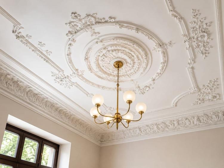 CASA SPECTACULOASA, IDEALA PENTRU BIROURI - 4