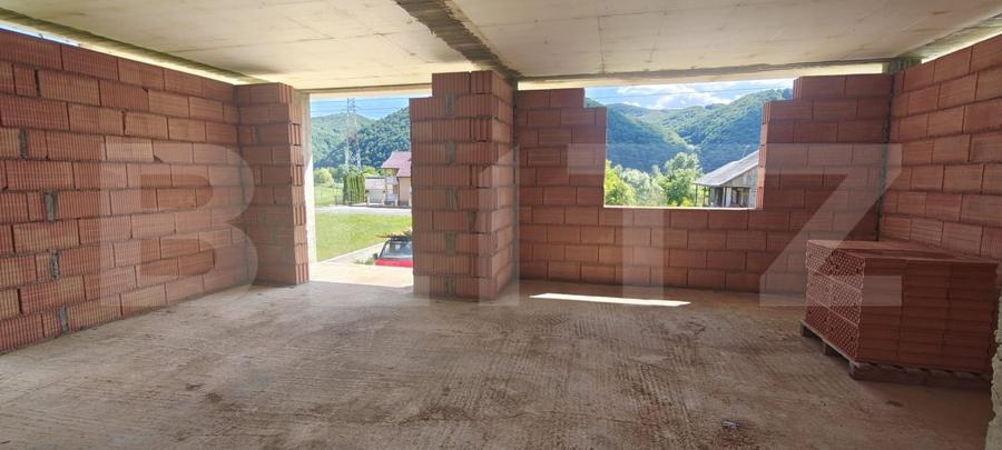 Casă individuală cu 4 camere cu Canalizare în Năsăud