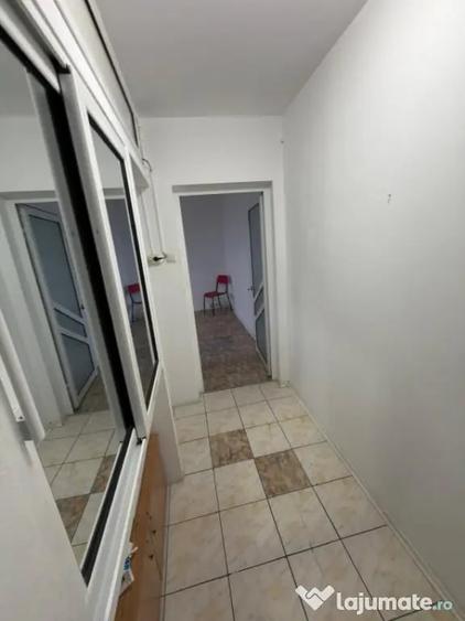 Apartament cu 2 camere semidecomandat în Tomis Nord