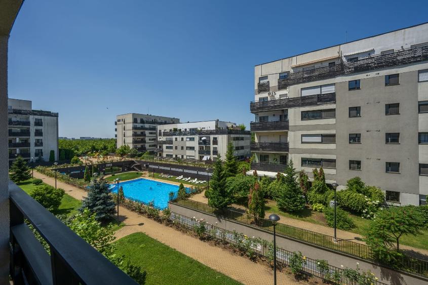 Apartament cu 3 camere semidecomandat, mobilat în Iancu Nicolae