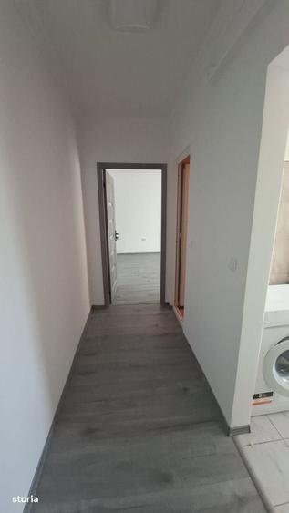 Apartament cu 2 camere nedecomandat în Podu Roș — fotografia 1