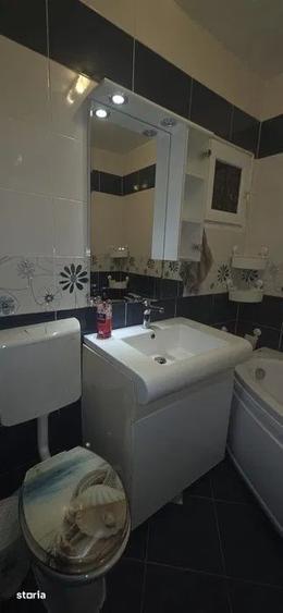 Apartament cu 3 camere decomandat, mobilat în Rahova
