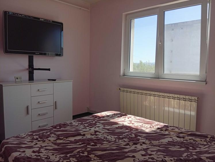 Apartament cu 2 camere decomandat în Mircea cel Bătrân