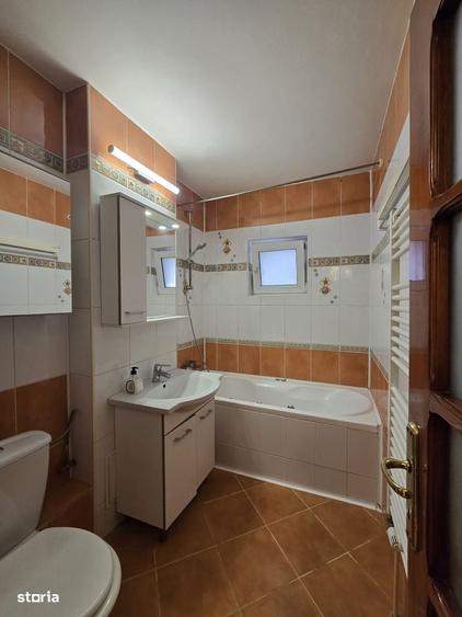 3 camere decomandate, Piata Centrala, etaj 3, mobilat si utilat - 15