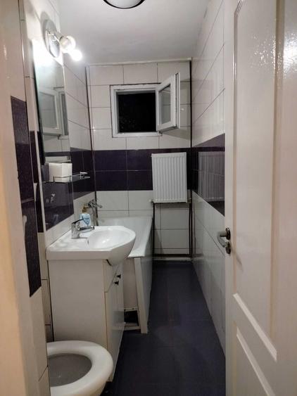 Apartament cu 2 camere semidecomandat în Moroasa 2